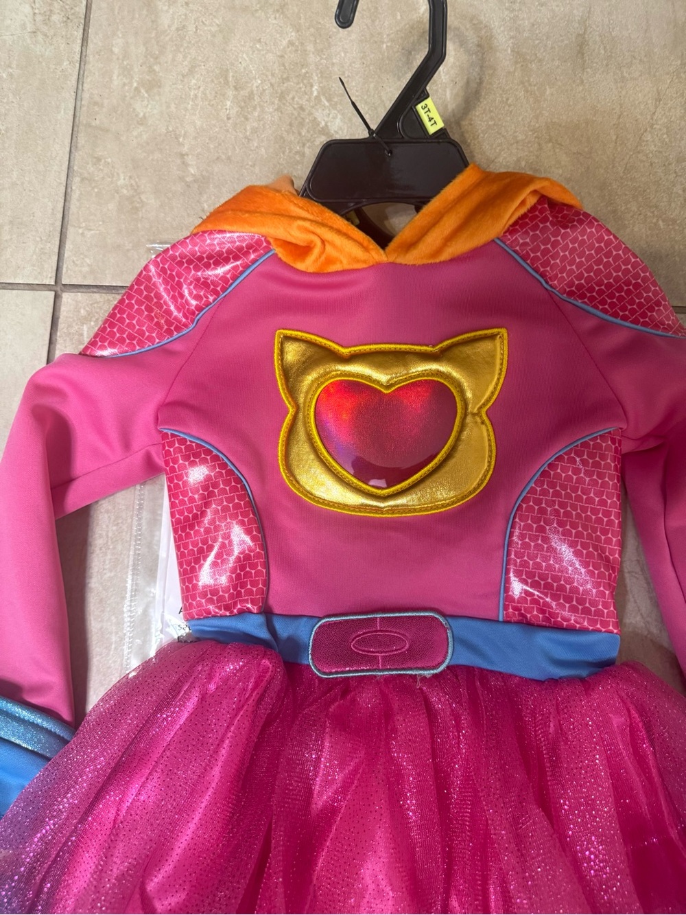 SuperKitties Ginny Costume - Picture 8 of 12